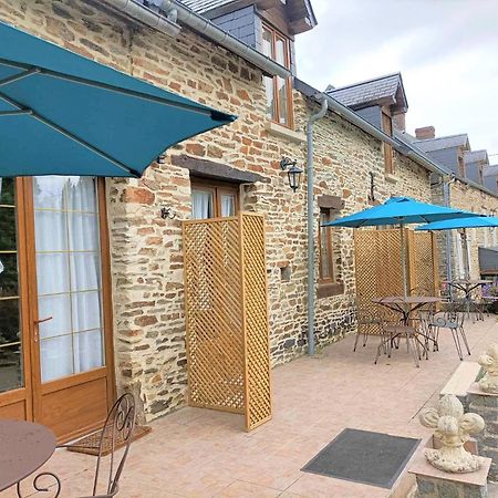 Le Moulin De Benneville Chambres D'Hotes, Petit Dejeuner Compris Cahagnes Εξωτερικό φωτογραφία