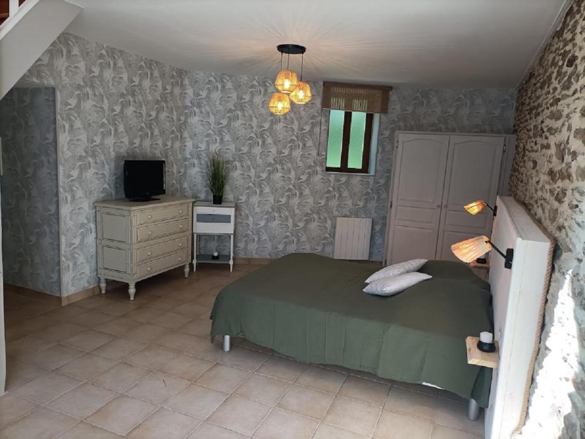 Le Moulin De Benneville Chambres D'Hotes, Petit Dejeuner Compris Cahagnes Εξωτερικό φωτογραφία