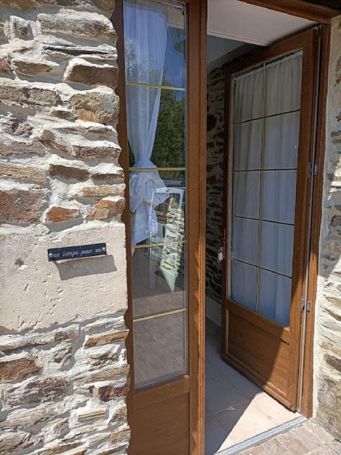 Le Moulin De Benneville Chambres D'Hotes, Petit Dejeuner Compris Cahagnes Εξωτερικό φωτογραφία