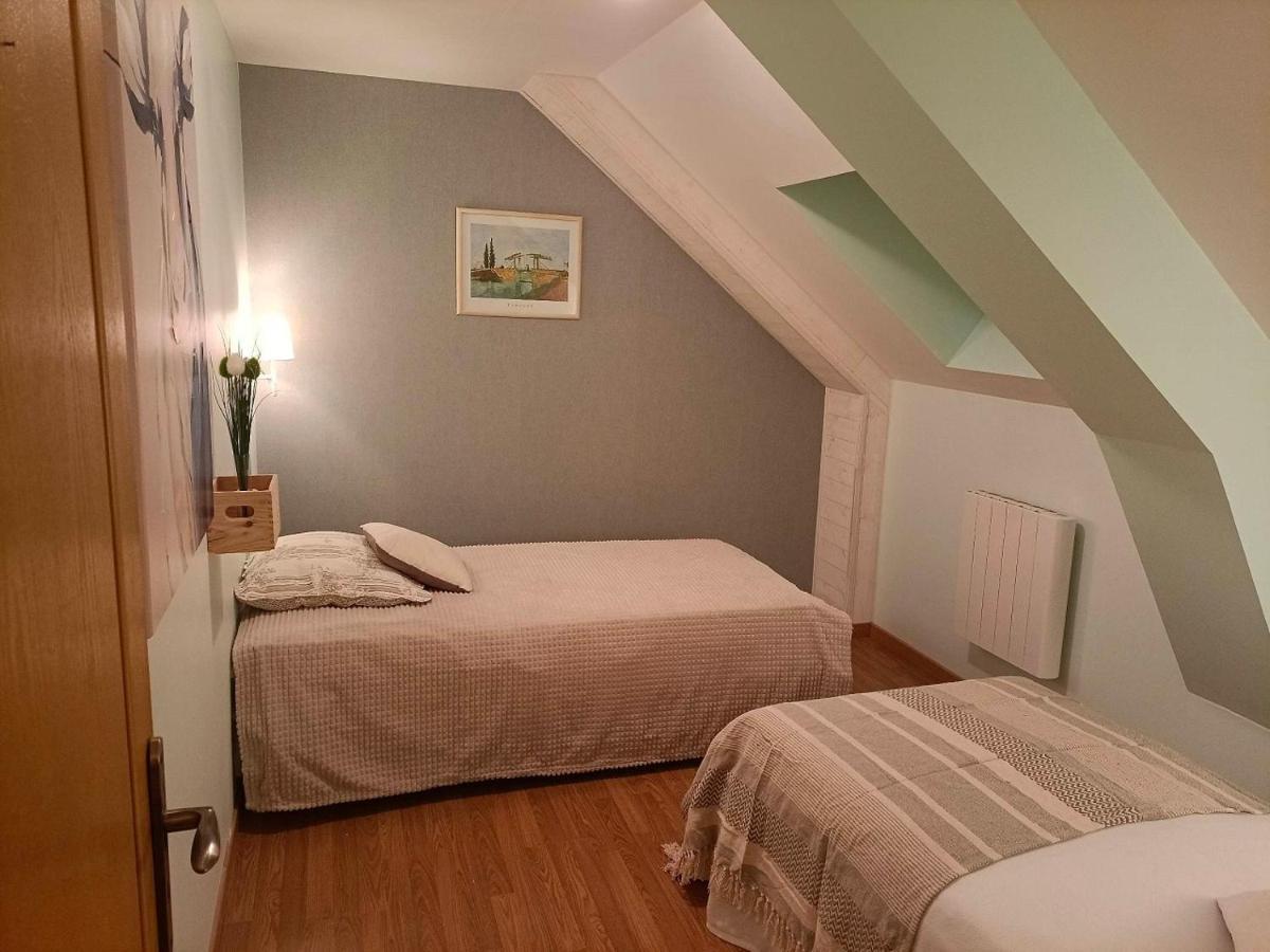 Le Moulin De Benneville Chambres D'Hotes, Petit Dejeuner Compris Cahagnes Εξωτερικό φωτογραφία