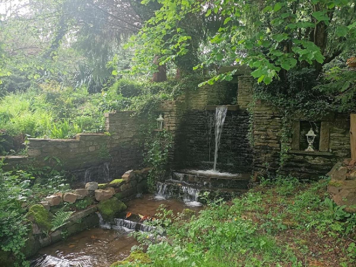 Le Moulin De Benneville Chambres D'Hotes, Petit Dejeuner Compris Cahagnes Εξωτερικό φωτογραφία